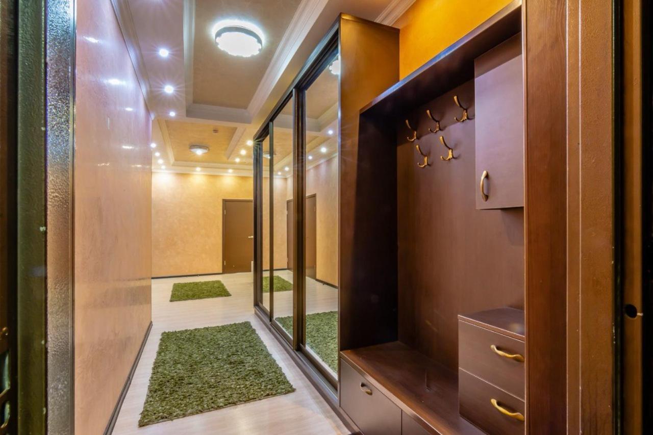 Nurly Tau 4 * Almaty